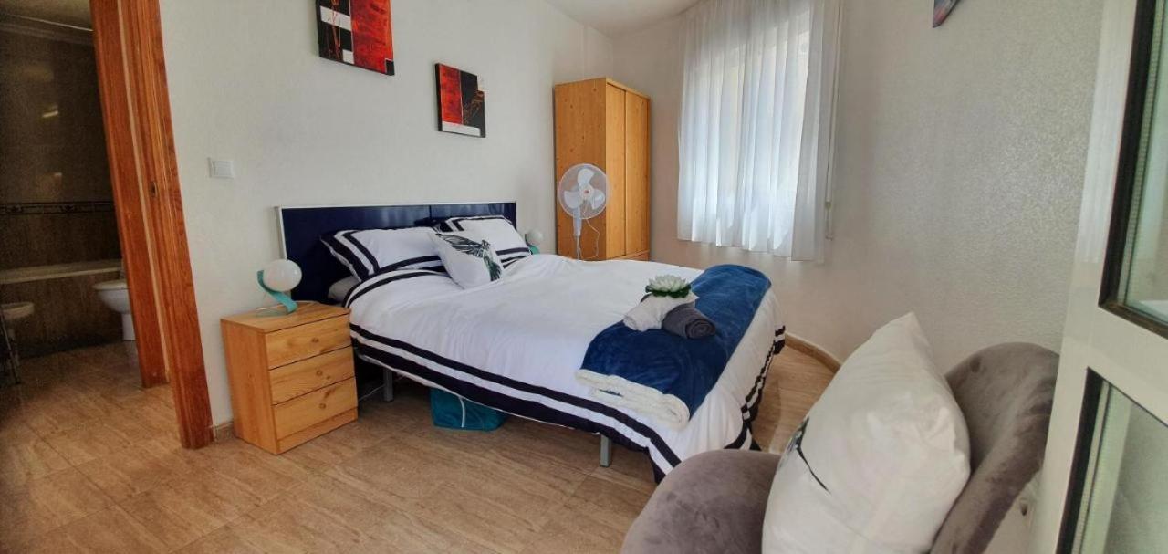 Harbour View - 2 Bed Apt - Torrevieja Διαμέρισμα Εξωτερικό φωτογραφία